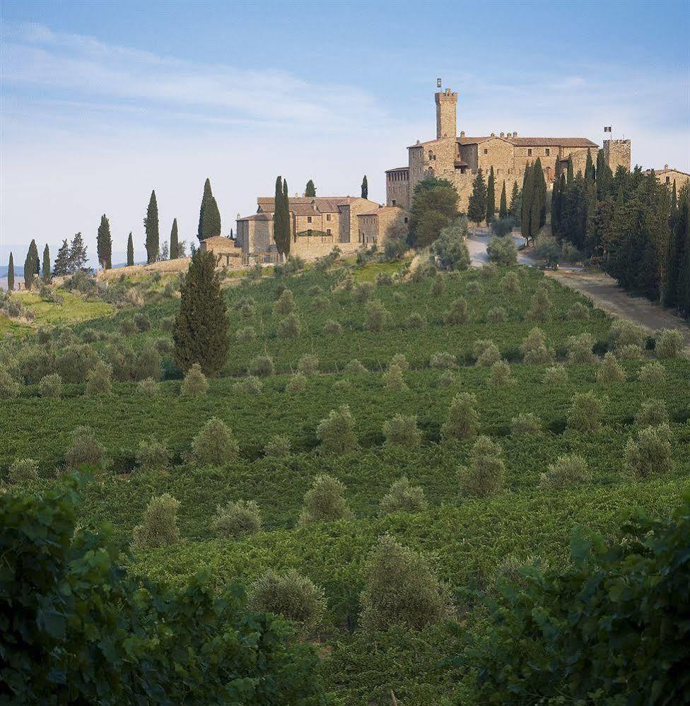 Castello Banfi - Il Borgo - Relais Et Chateaux Poggio alle Mura Exterior photo